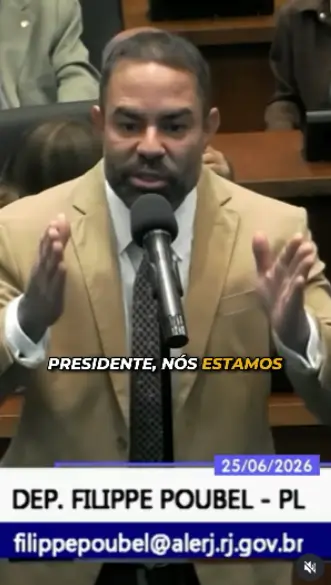 Filippe Poubel na tribuna apresentando nova denúncia sobre a administração de Maricá